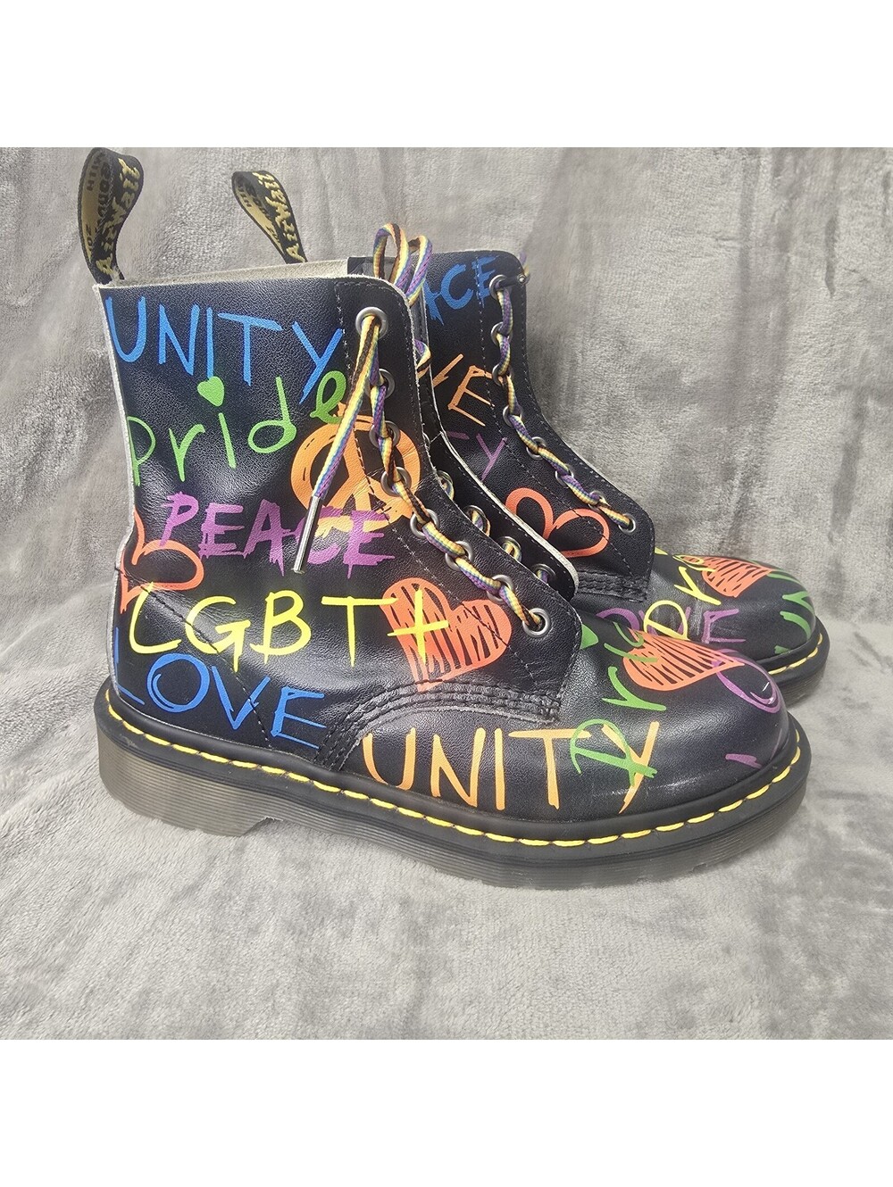 DR. MARTENS Pascal Pride 2 Peace Love LGBT+ Combat Boots Rainbow Ladies SZ 7